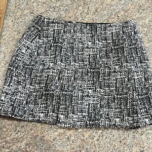Joie skirt, size small